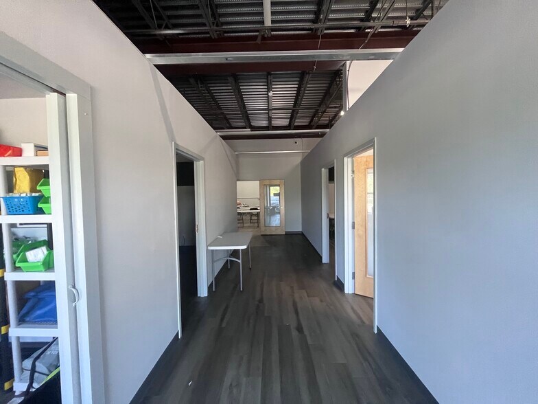 More Photos Of 18 Graf Rd, Newburyport Industrial For Sale