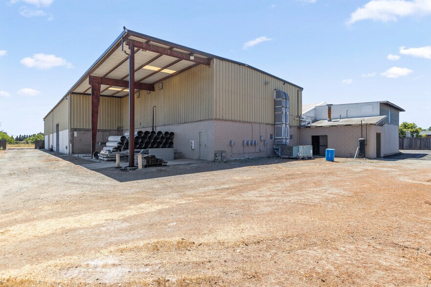 More Photos Of 675 Buena Vista Ave, Gilroy Manufacturing For Sale