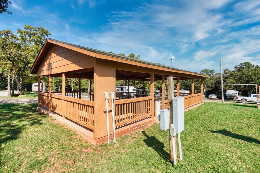 More Photos Of 347203 US Route 66 Hwy, Chandler Trailer Camper Park For Sale