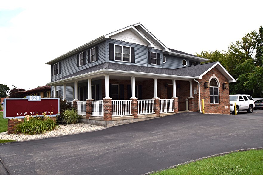 More Photos Of 820 N Michigan Ave, Saginaw Office For Sale