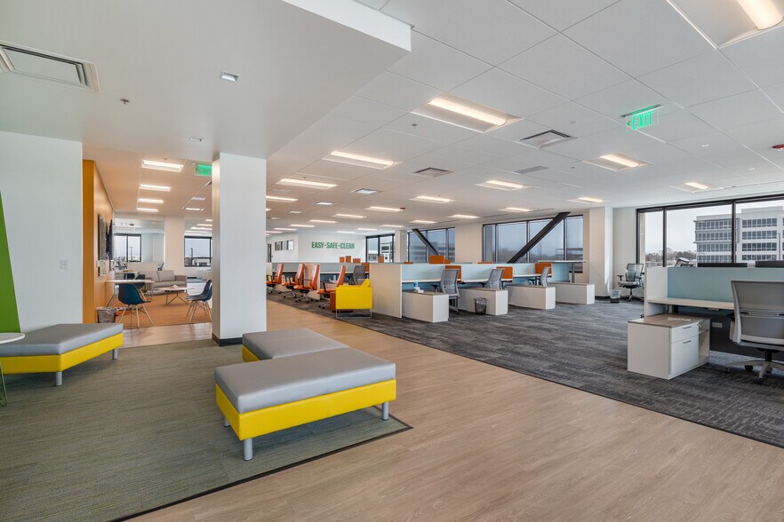 More Photos Of 2929 W Navigator Dr, Meridian Office For Lease