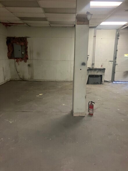 More Photos Of 171-173 Hayward Ave, Rochester Industrial For Sale