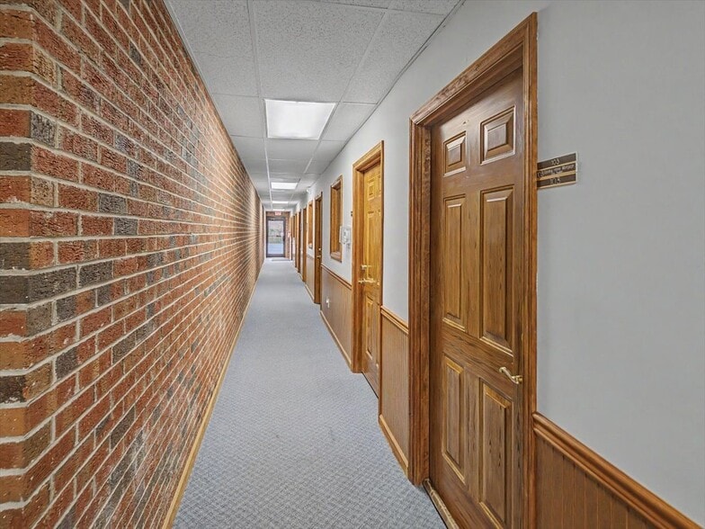 More Photos Of 72 Hillsboro St, Pittsboro Office For Sale