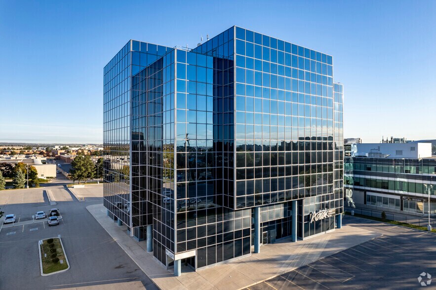 More Photos Of 15 Wertheim Ct, Richmond Hill Office For Sale