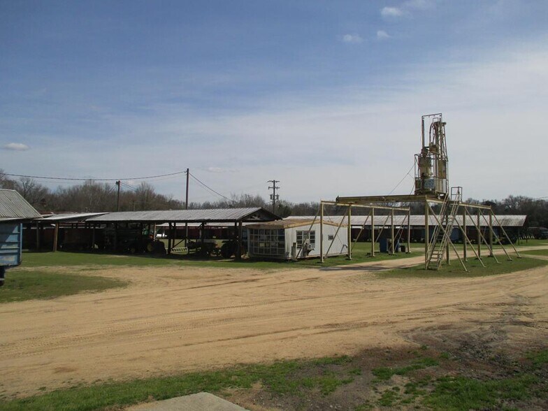 More Photos Of 3970 Camden Hwy hwy, Dalzell Land For Sale