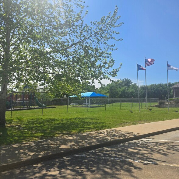 More Photos Of 1770 Country Club Dr, Mansfield Daycare Center For Lease