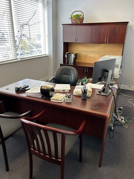 More Photos Of 212 9th St, Oakland Medical For Sale