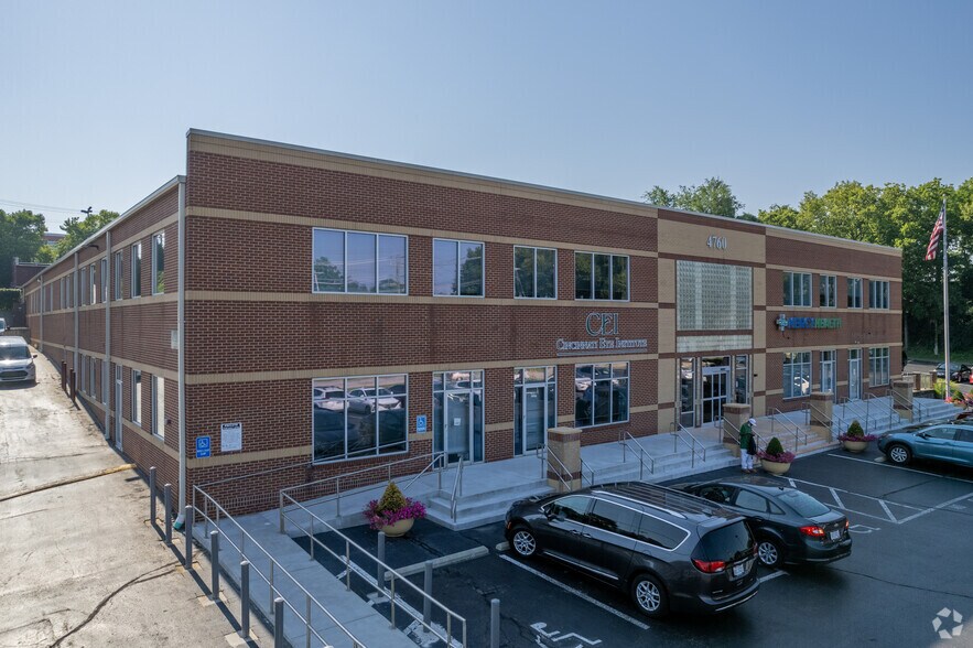 More Photos Of 4760 Red Bank Expy, Cincinnati Office For Lease
