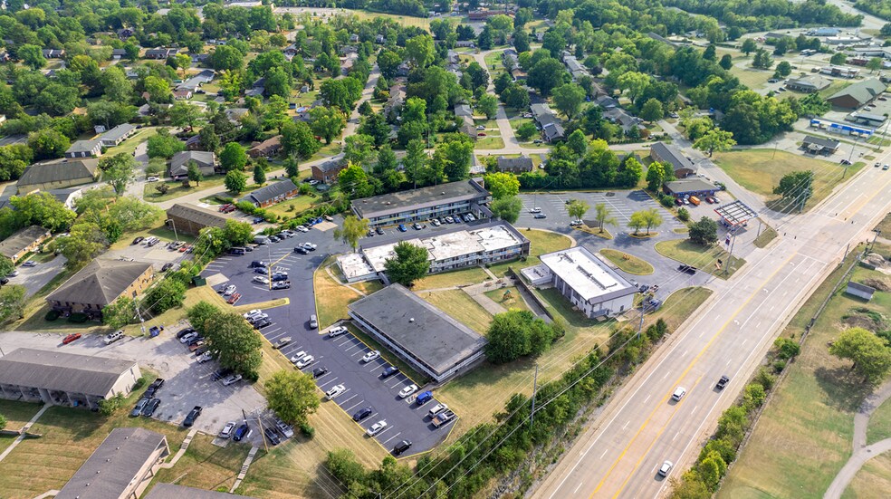 More Photos Of 855 Louisville Rd, Frankfort Apartments For Sale