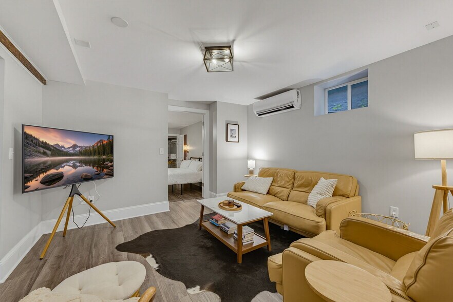 More Photos Of 2436 S Wentworth Ave, Milwaukee Apartments For Sale
