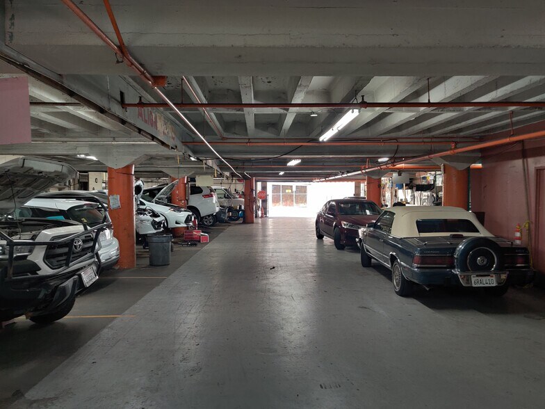 More Photos Of 715 Witmer St, Los Angeles Auto Repair For Sale