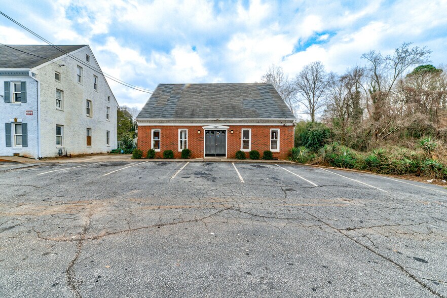 More Photos Of 2893 Mountain Industrial Blvd, Tucker Office For Sale