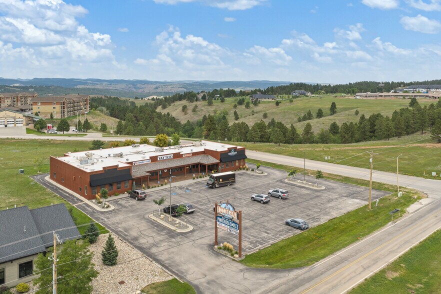 More Photos Of 5955 Mt Rushmore Rd, Rapid City Storefront Retail Office For Sale