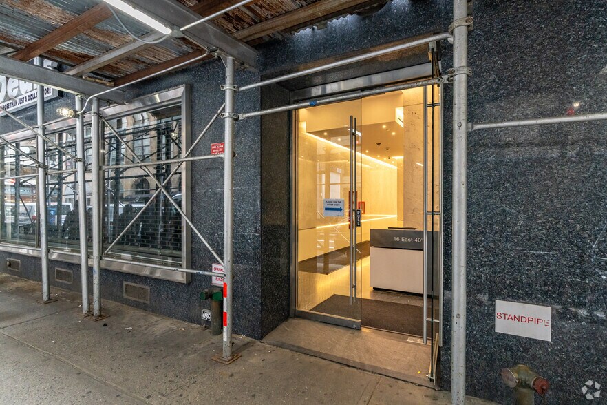 More Photos Of 16 E 40th St, New York Office For Lease