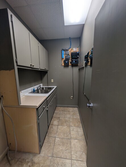 More Photos Of 2033 E Race Ave, Searcy General Retail For Lease