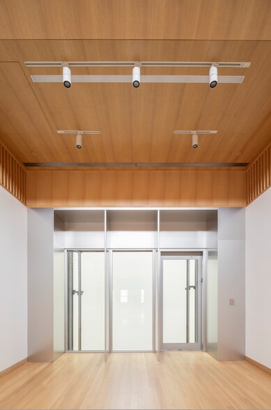 More Photos Of 26 E 78th St, New York Office For Lease