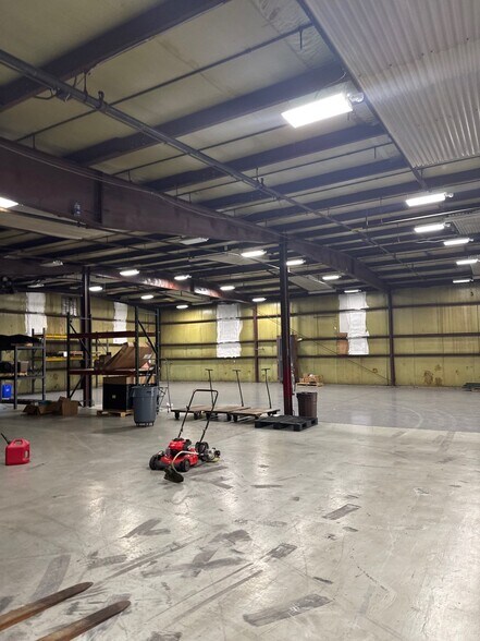 More Photos Of 29 Alice St, Binghamton Warehouse For Sale