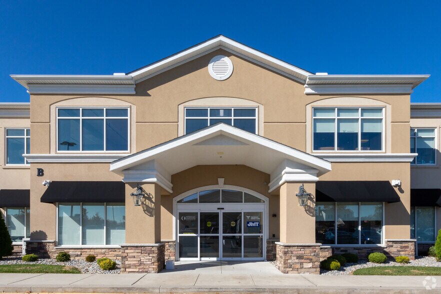 More Photos Of 1198 S Governors Ave, Dover Unknown For Lease