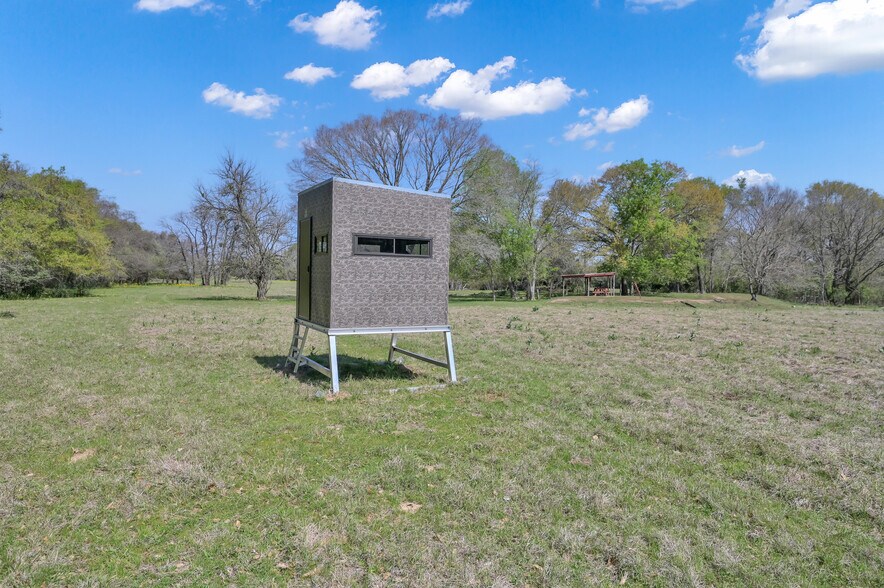 More Photos Of S Hickory Loop, Calvert Land For Sale