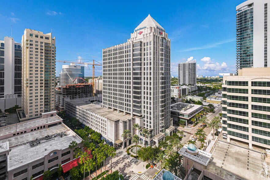 Primary Photo Of 401 E Las Olas Blvd, Fort Lauderdale Office For Lease