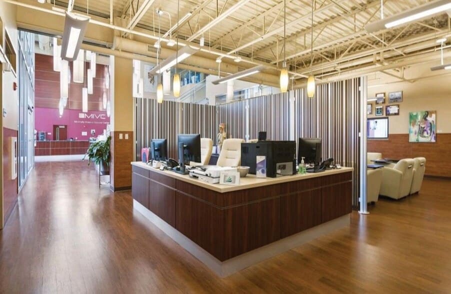 More Photos Of 9201 Cherry Ln, Laurel Medical For Sale
