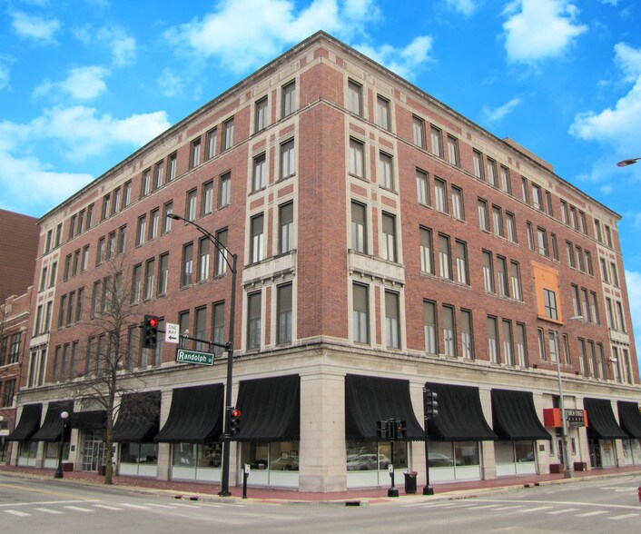 More Photos Of 206 N Randolph St, Champaign Coworking Space