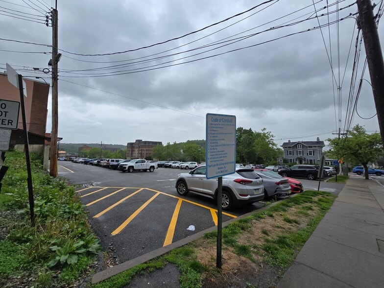 More Photos Of 115 Spring St, Newton Apartments For Sale