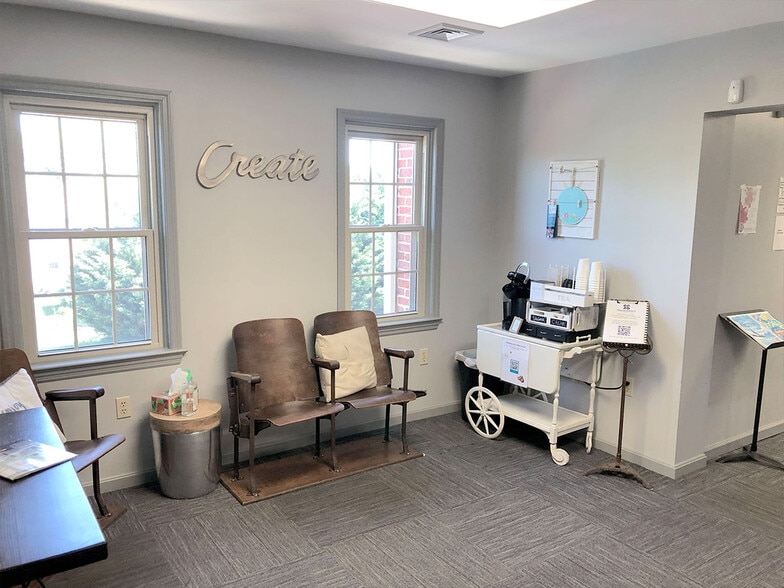 More Photos Of , Lancaster Office For Sale
