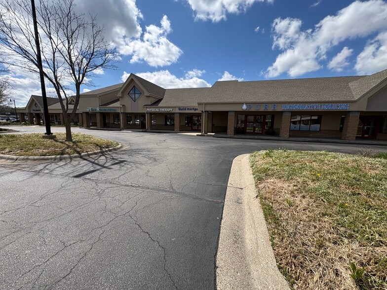 More Photos Of 500 Sagamore Pky W, West Lafayette Storefront Retail Office For Lease