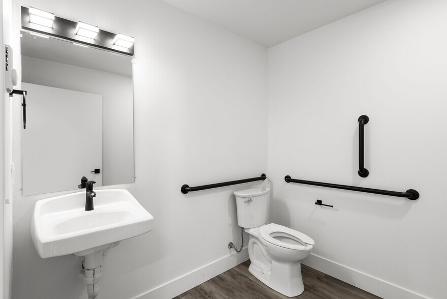 More Photos Of 202 Fletching Way, Belgrade Industrial For Sale