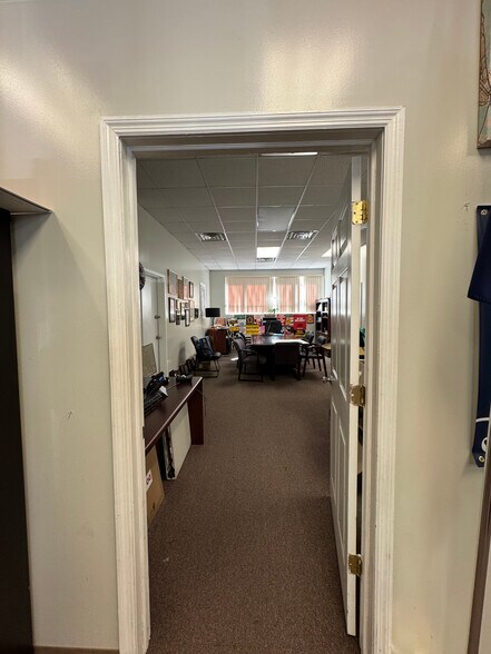 More Photos Of 55-19-55-25 69th St, Maspeth Storefront Retail Office For Lease