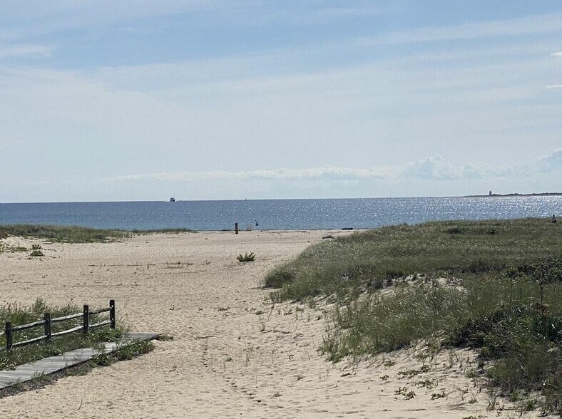 More Photos Of 706 Shore Rd, North Truro Apartments For Sale