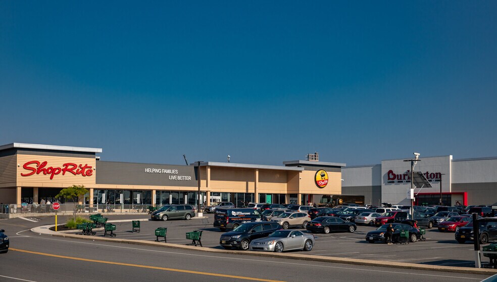 More Photos Of 1967 Turnbull Ave, Bronx Unknown For Lease