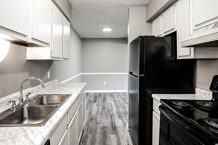 More Photos Of 10505 Evans Plz, Omaha Apartments For Sale