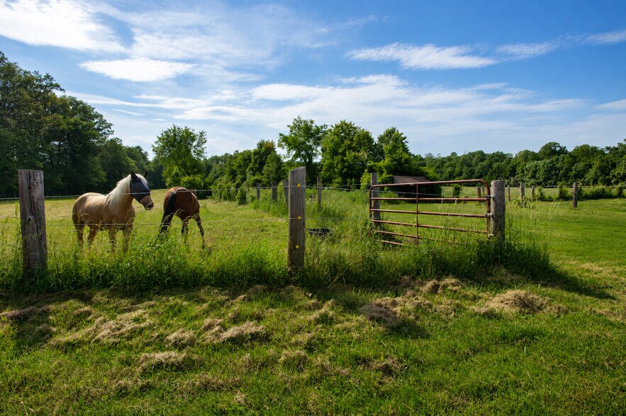 More Photos Of 85 East St, East Granby Land For Sale