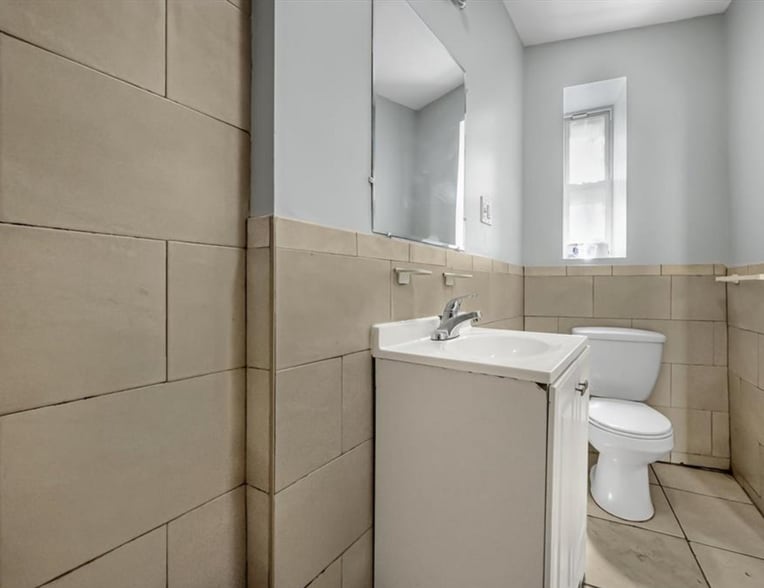 More Photos Of 704-706 E 183rd St, Bronx Office Residential For Sale