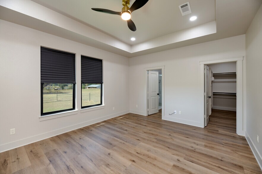 More Photos Of 2261 TX-276, Emory Specialty For Sale