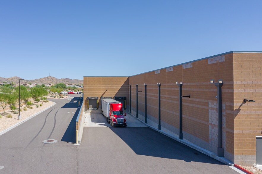 More Photos Of 2800 W Dove Valley Rd, Phoenix Unknown For Lease