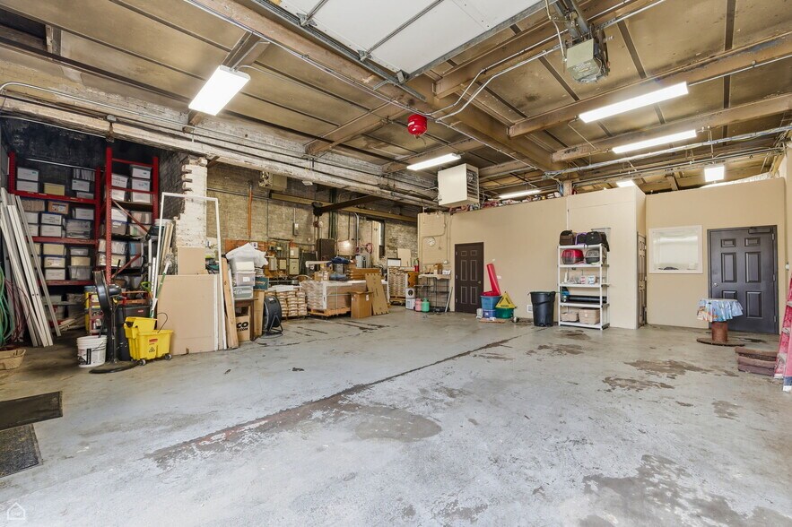 More Photos Of 6200 S Oakley Ave, Chicago Warehouse For Sale