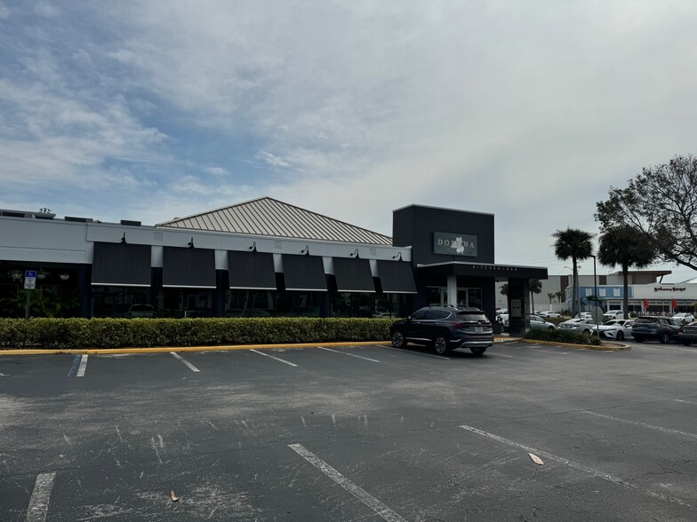 More Photos Of 2100-2184 Tamiami Trl N, Naples Unknown For Lease