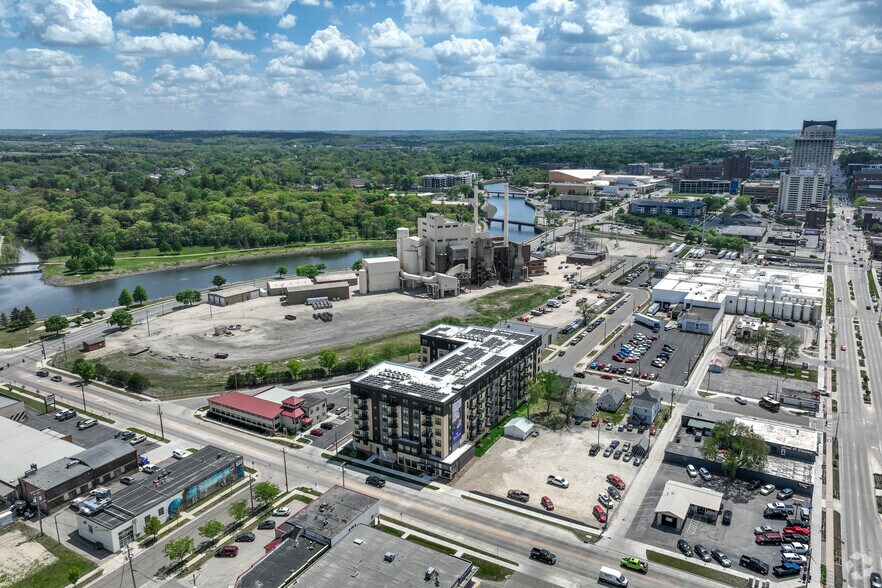 More Photos Of 28 7th St NE, Rochester Apartments For Sale