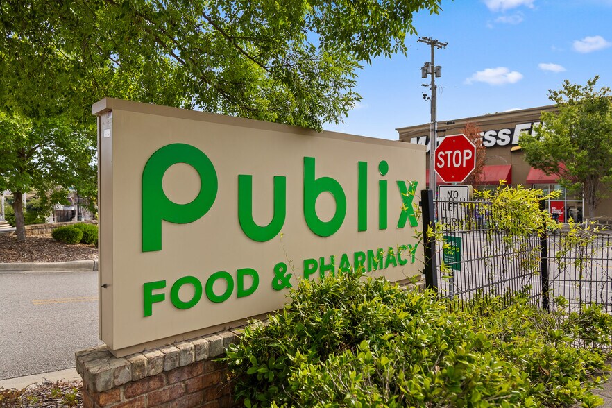 More Photos Of 442 Cherokee Blvd, Chattanooga Land For Sale