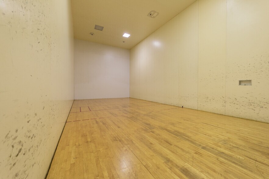 More Photos Of 450 State Route 34, Matawan Light Distribution For Lease