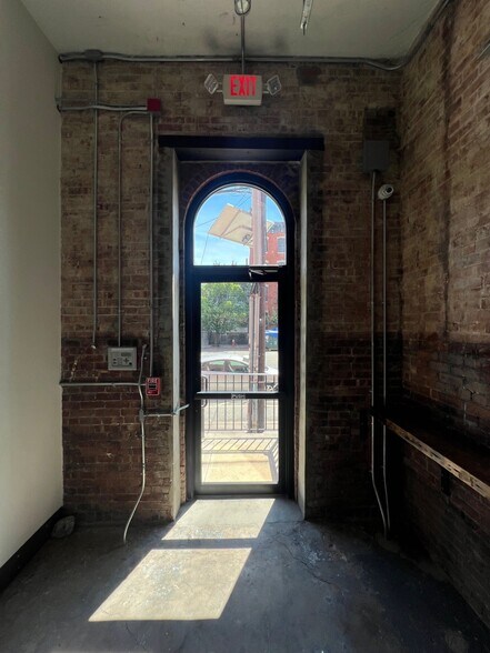 More Photos Of 190 Christopher Columbus Dr, Jersey City Office Residential For Lease