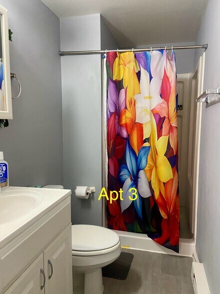 More Photos Of 406 N Loudoun St, Winchester Apartments For Sale