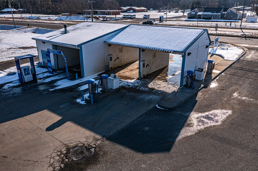 Primary Photo Of 2747 General Puller Hwy, Saluda Carwash For Sale