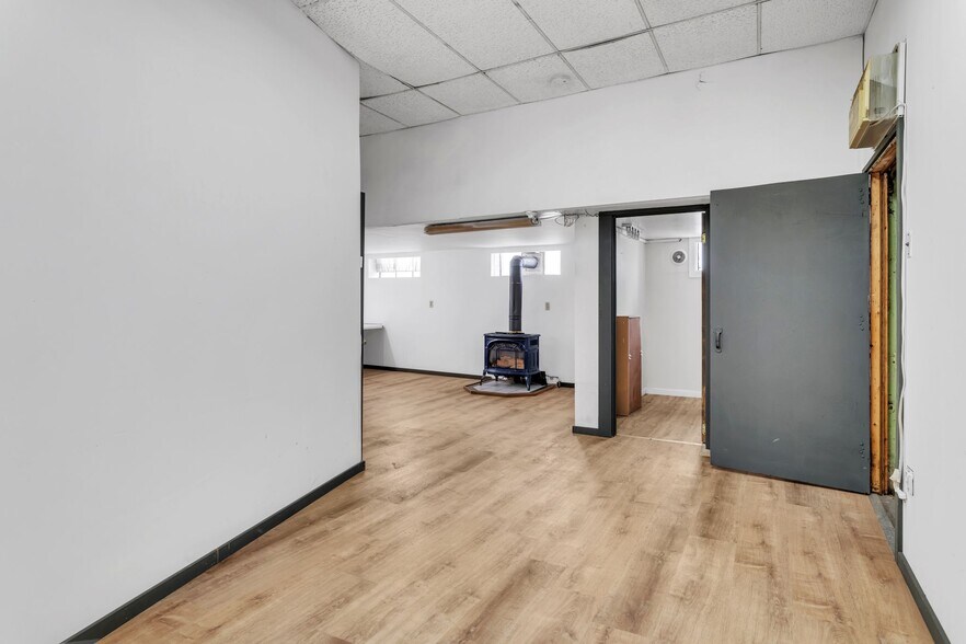 More Photos Of 260 Columbus Ave, Pittsfield Storefront Retail Office For Sale