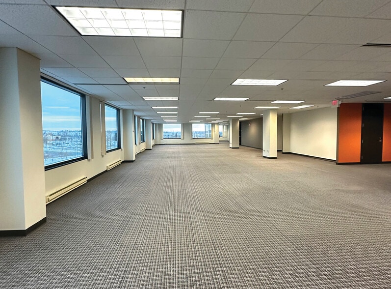 More Photos Of 13801 Riverport Dr, Maryland Heights Office For Lease