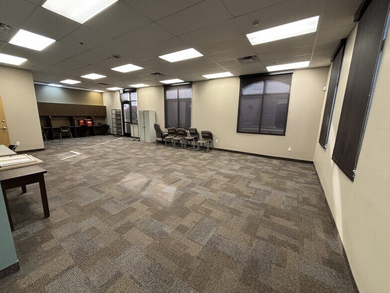 More Photos Of 16515 S 40th St, Phoenix Medical For Lease