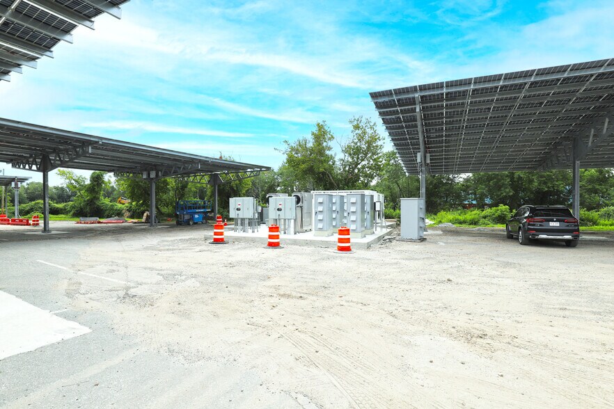 More Photos Of 376 Nash Rd, New Bedford Refrigeration Cold Storage For Sale